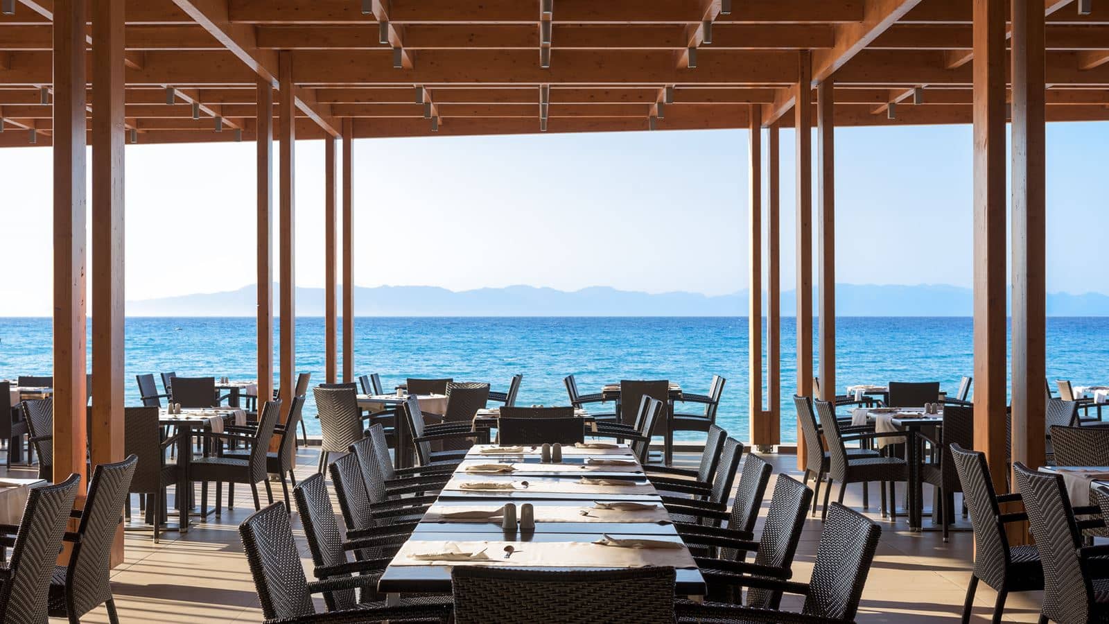 restaurants-restaurant