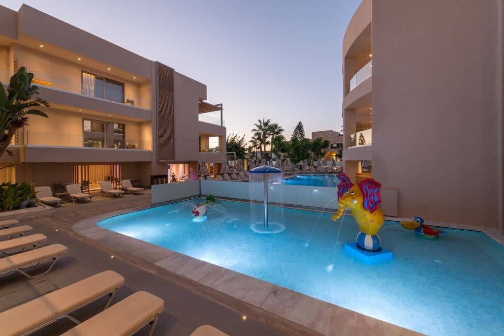 pools-outdoor-childrens-pool