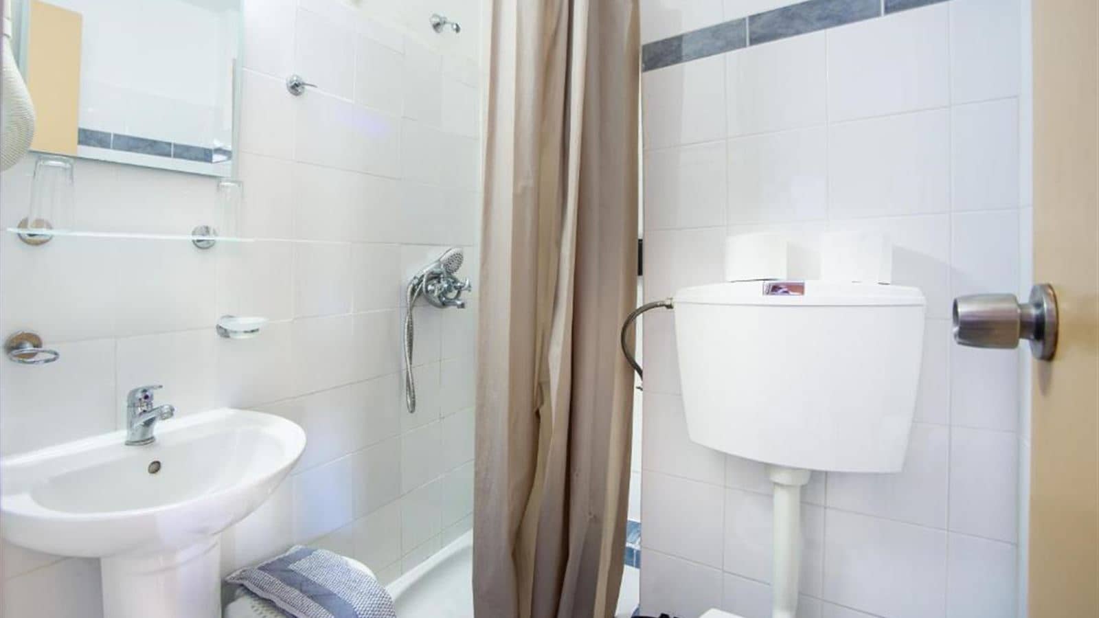 rooms-double-room