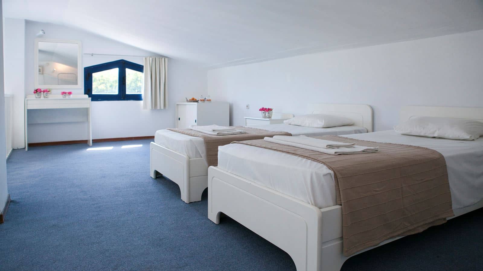 rooms-2-bedrooms-apartment