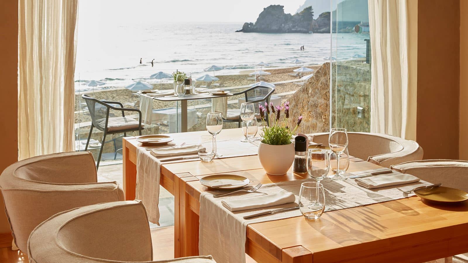 restaurants-tortuga-restaurant