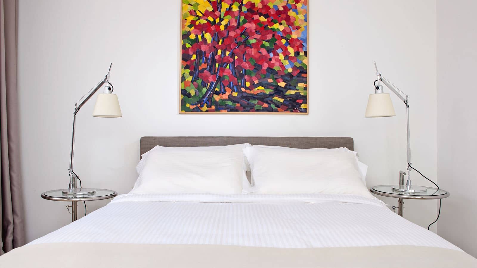 rooms-executive-room