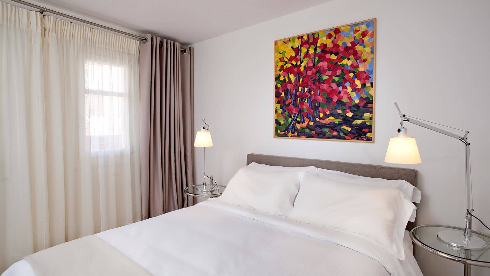 rooms-executive-room
