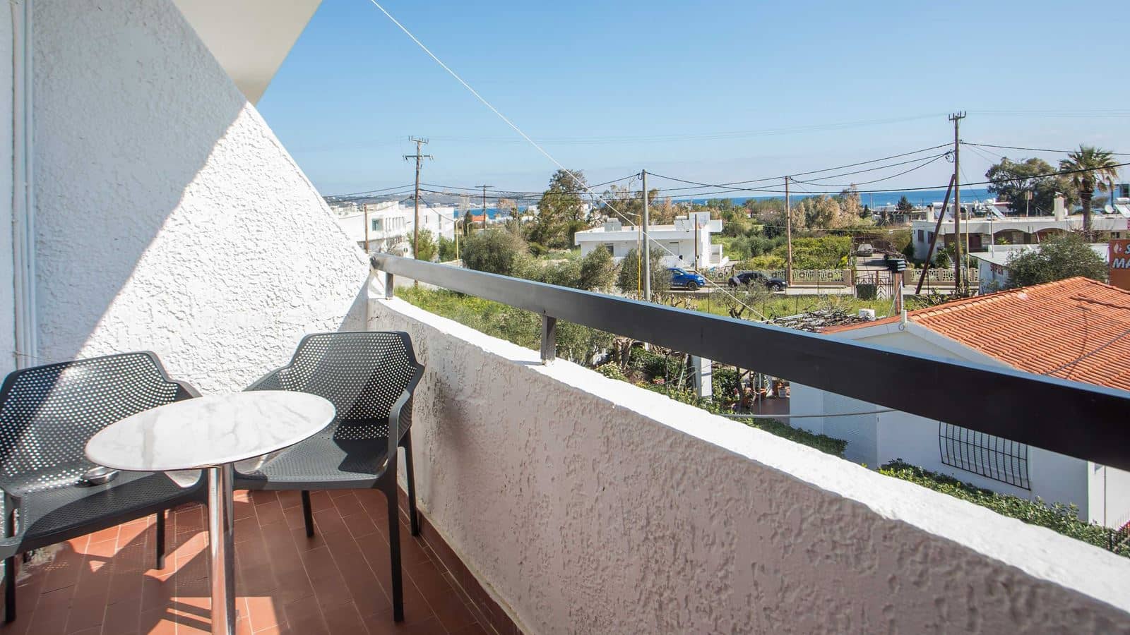 rooms-studio-garden-view-balcony