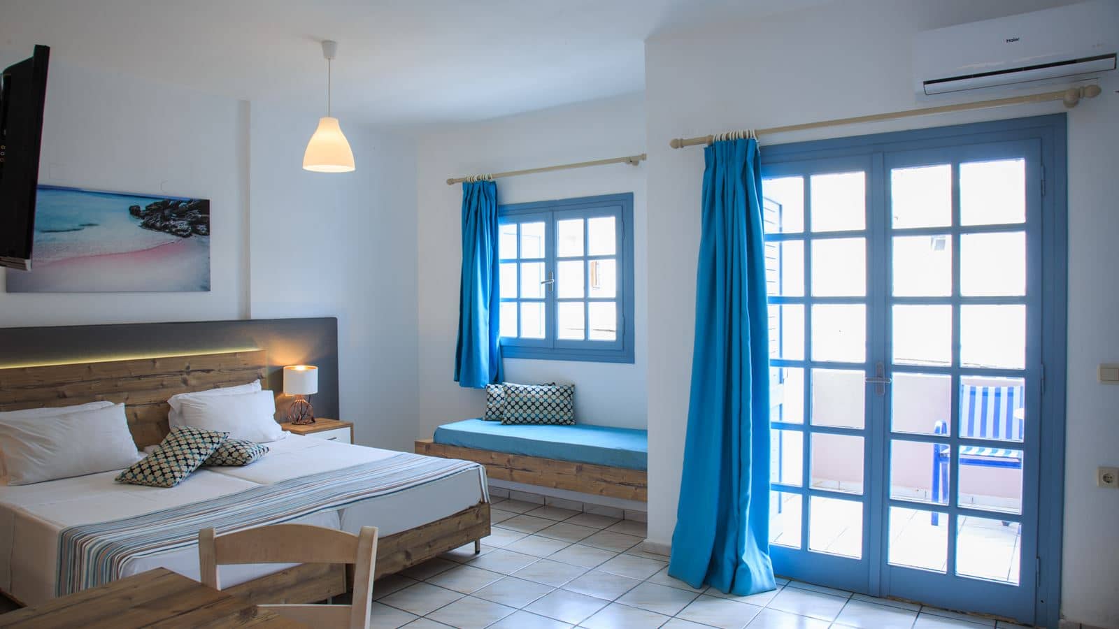 rooms-room-superior-side-sea-view