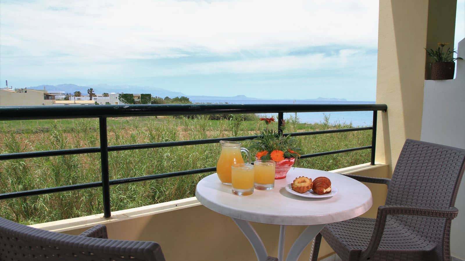 rooms-double-side-sea-view-balcony