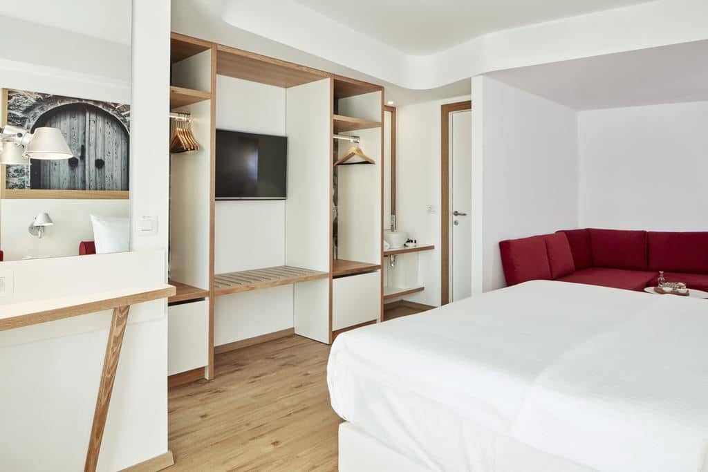 rooms-family-room