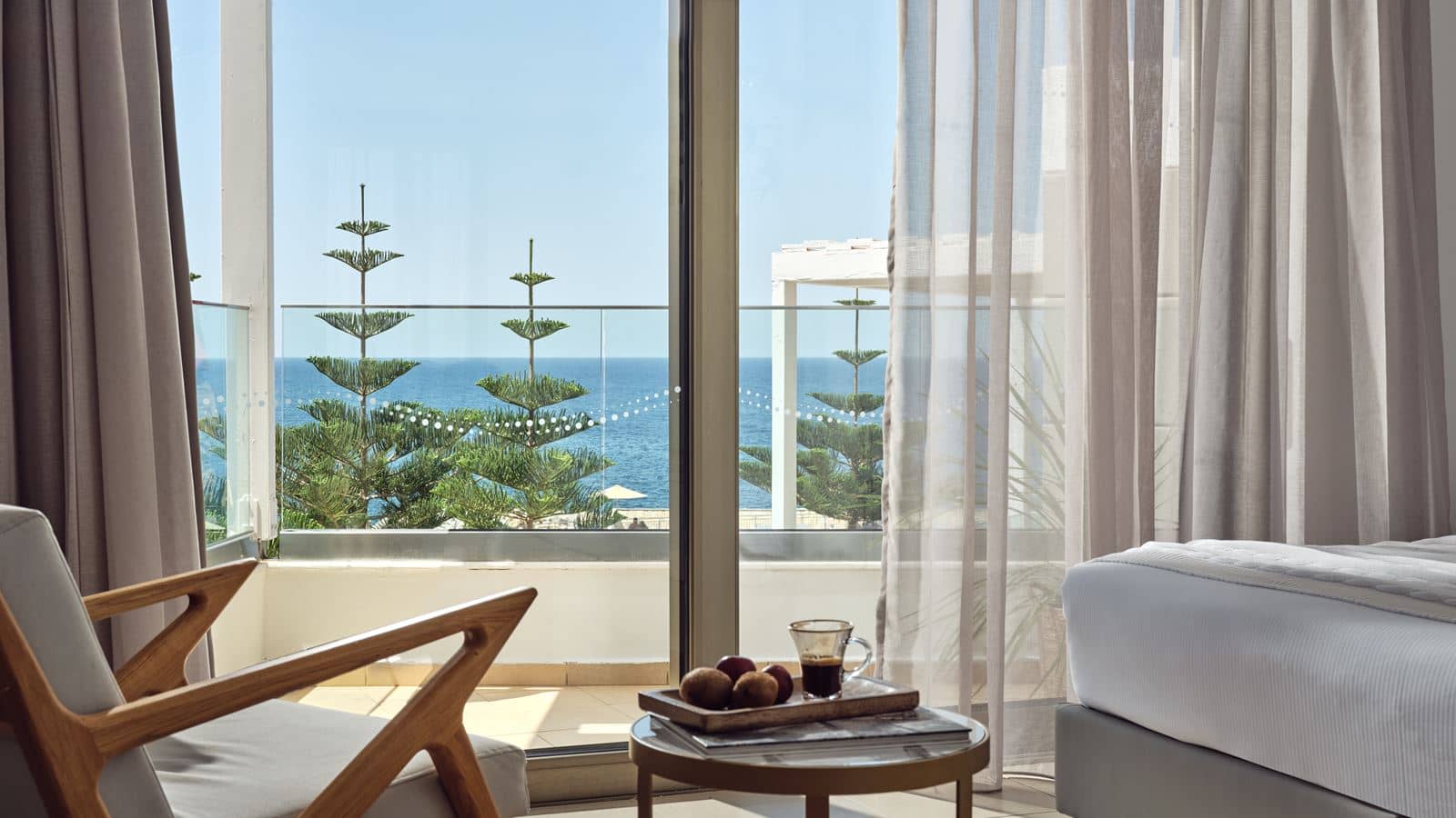 rooms-superior-double-sea-front