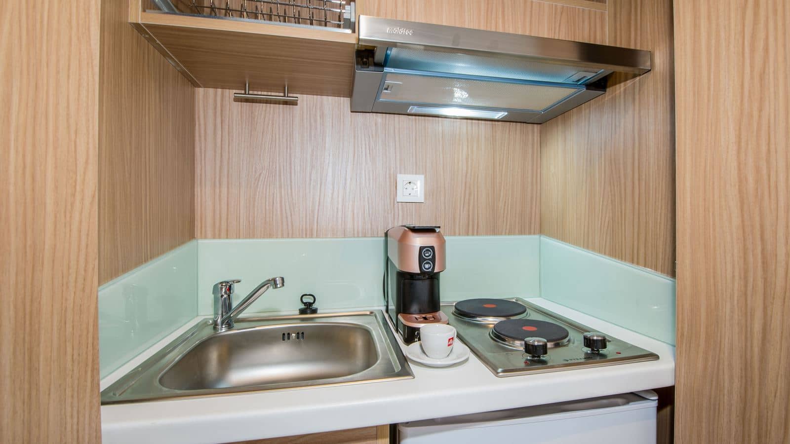 rooms-family-room-superior