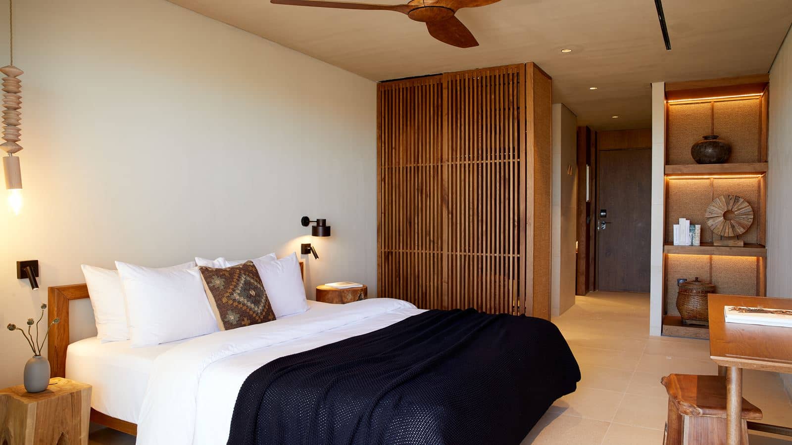 rooms-double-room-landview
