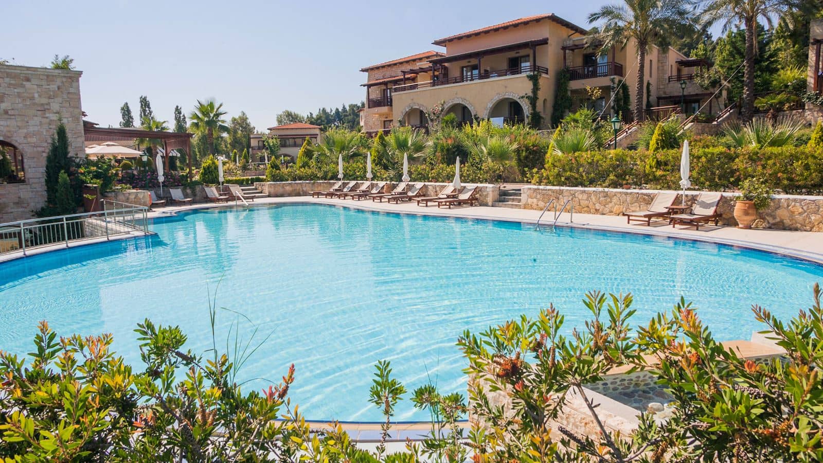 pools-outdoor-pool