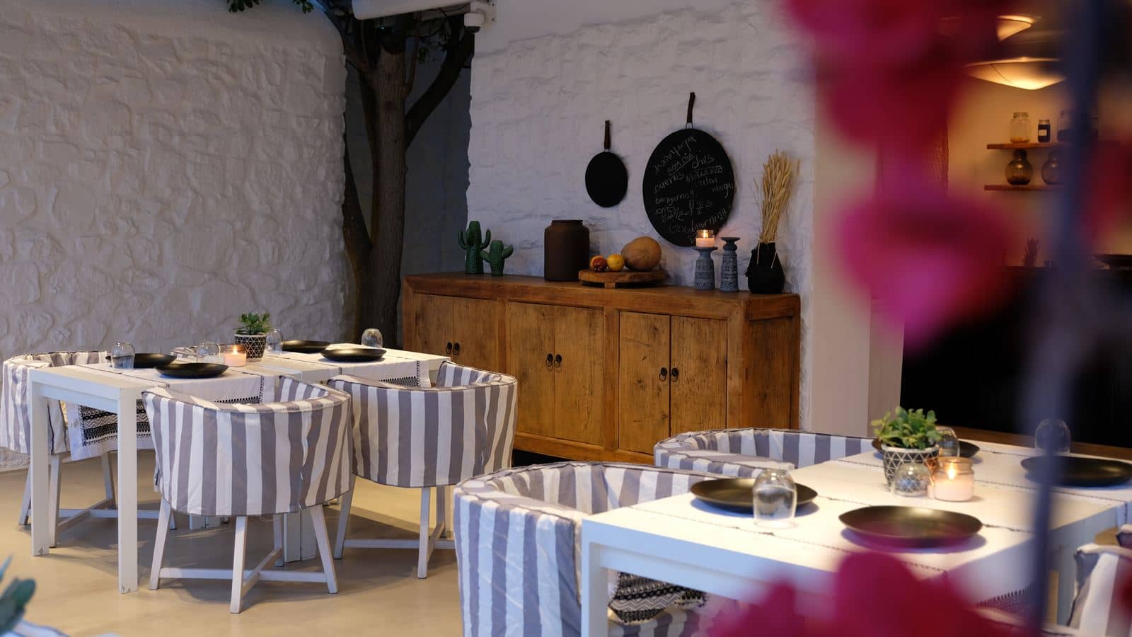 restaurants-restaurants