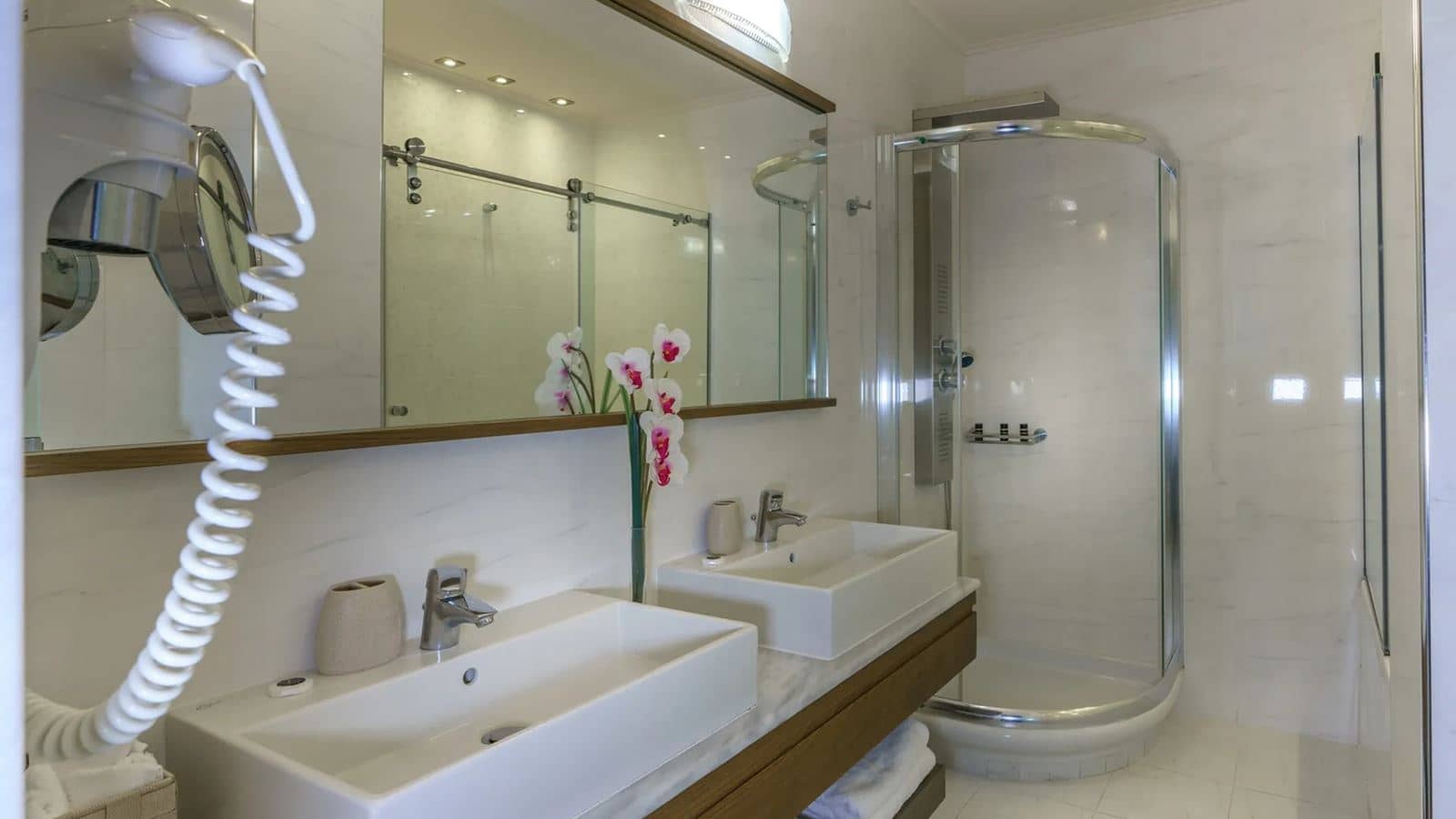 rooms-suite-sea-view