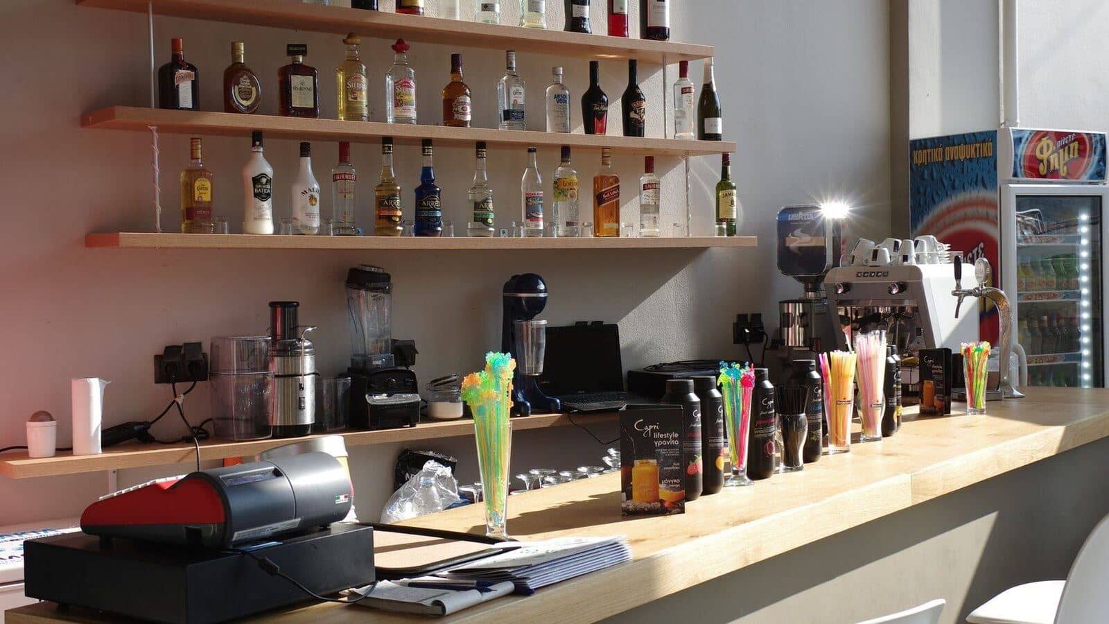 bars-main-bar