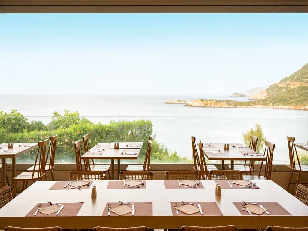 restaurants-main-restaurant-panorama