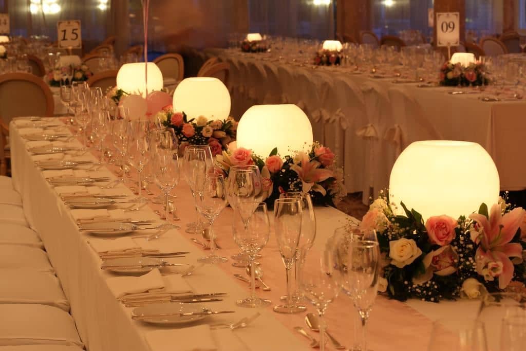 restaurants-restaurant
