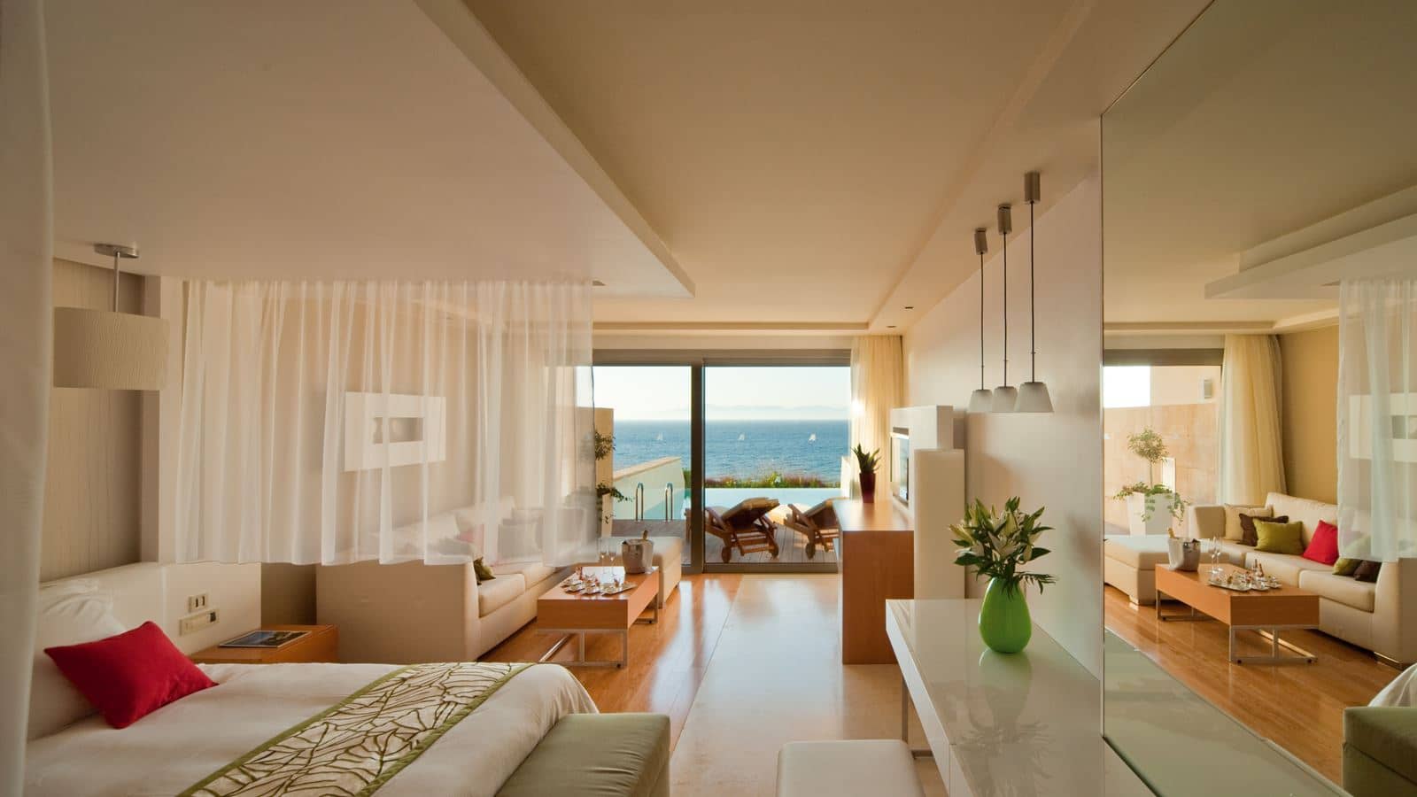 rooms-suite-executive-sea-view-private-pool