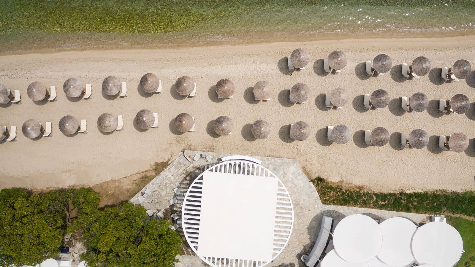 bars-ninemia-beach-bar