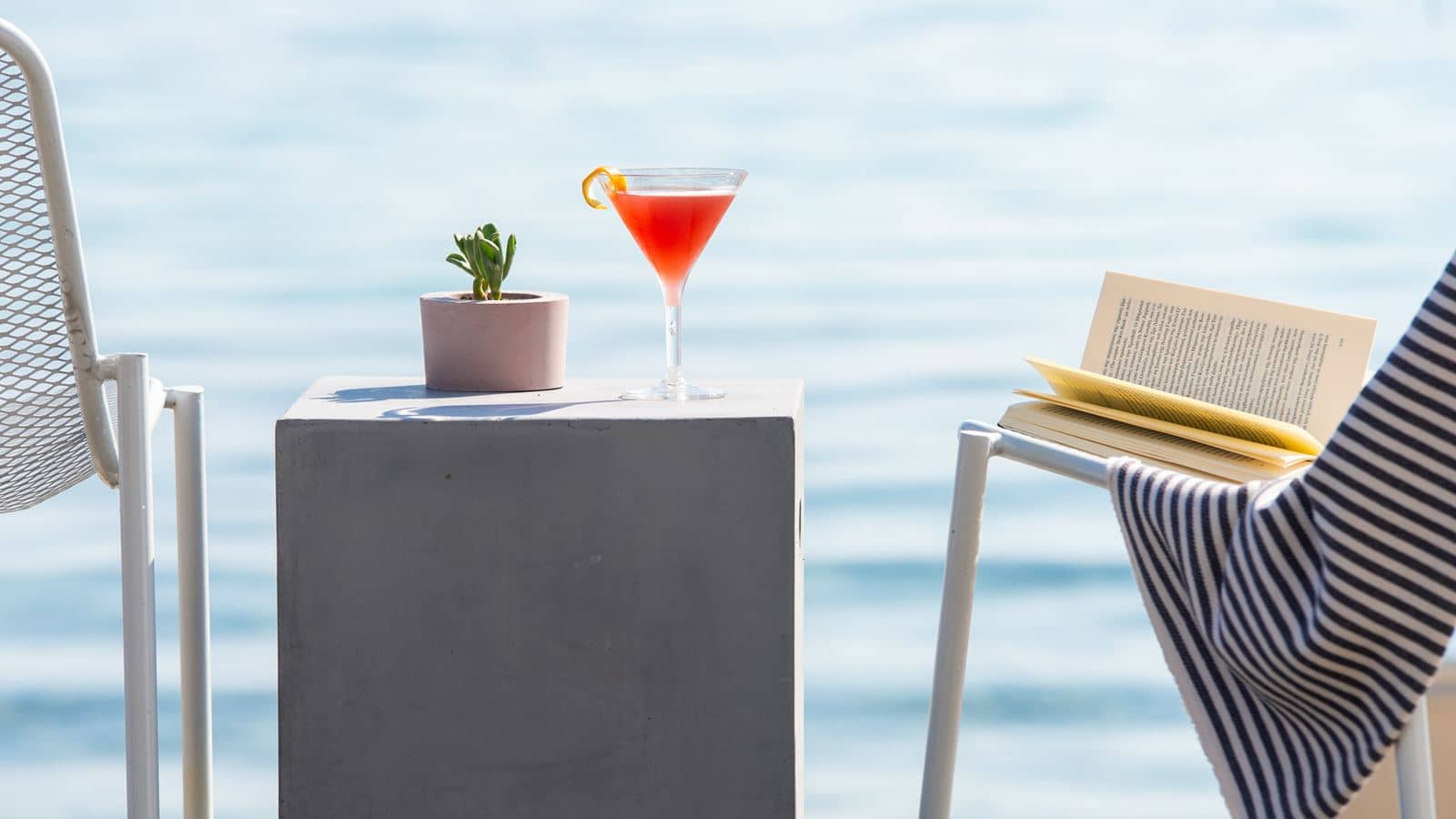 bars-ninemia-beach-bar