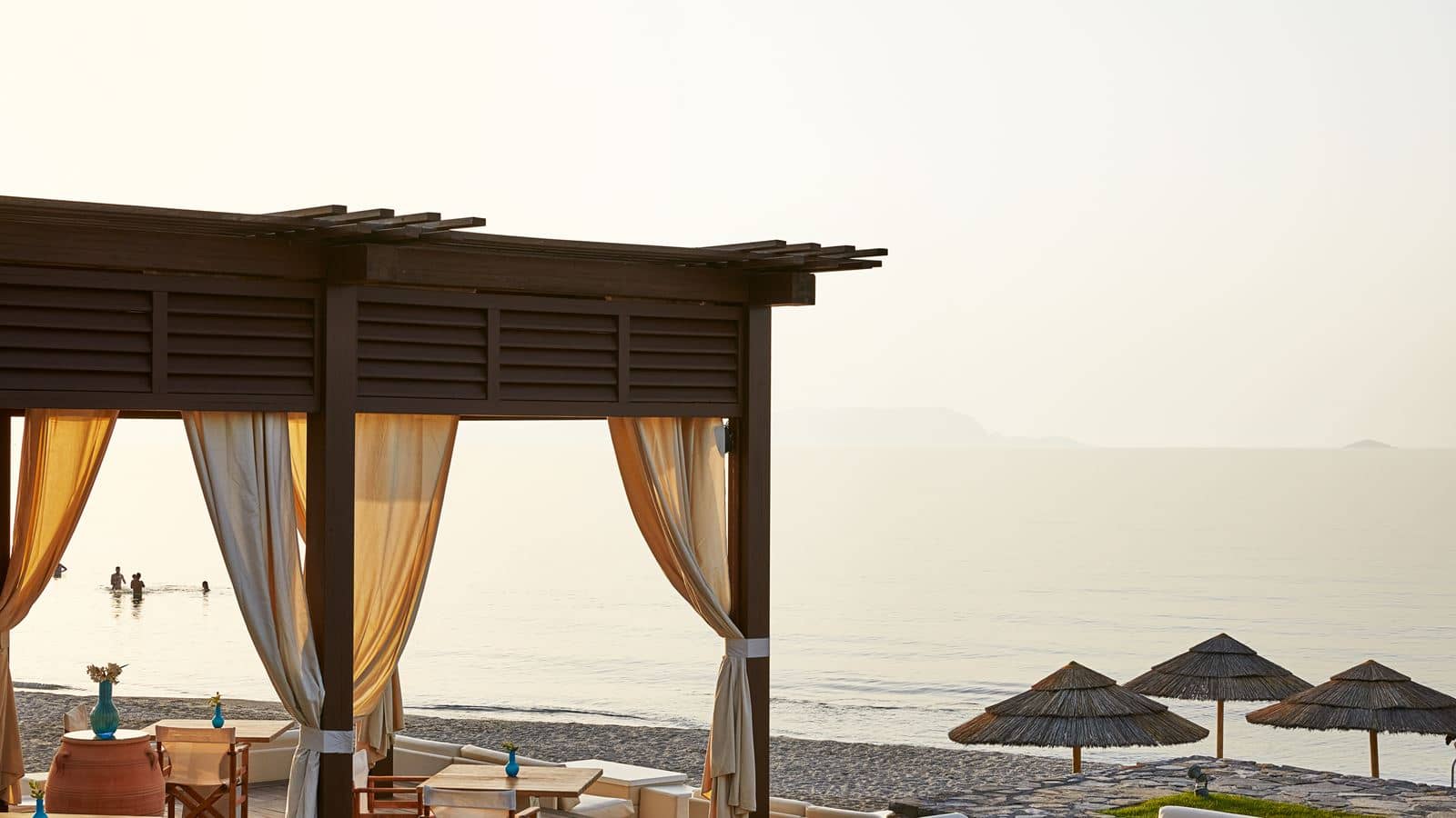 restaurants-pool-brasserie