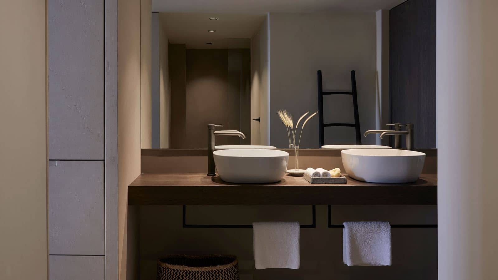 rooms-zen-sea-view-room