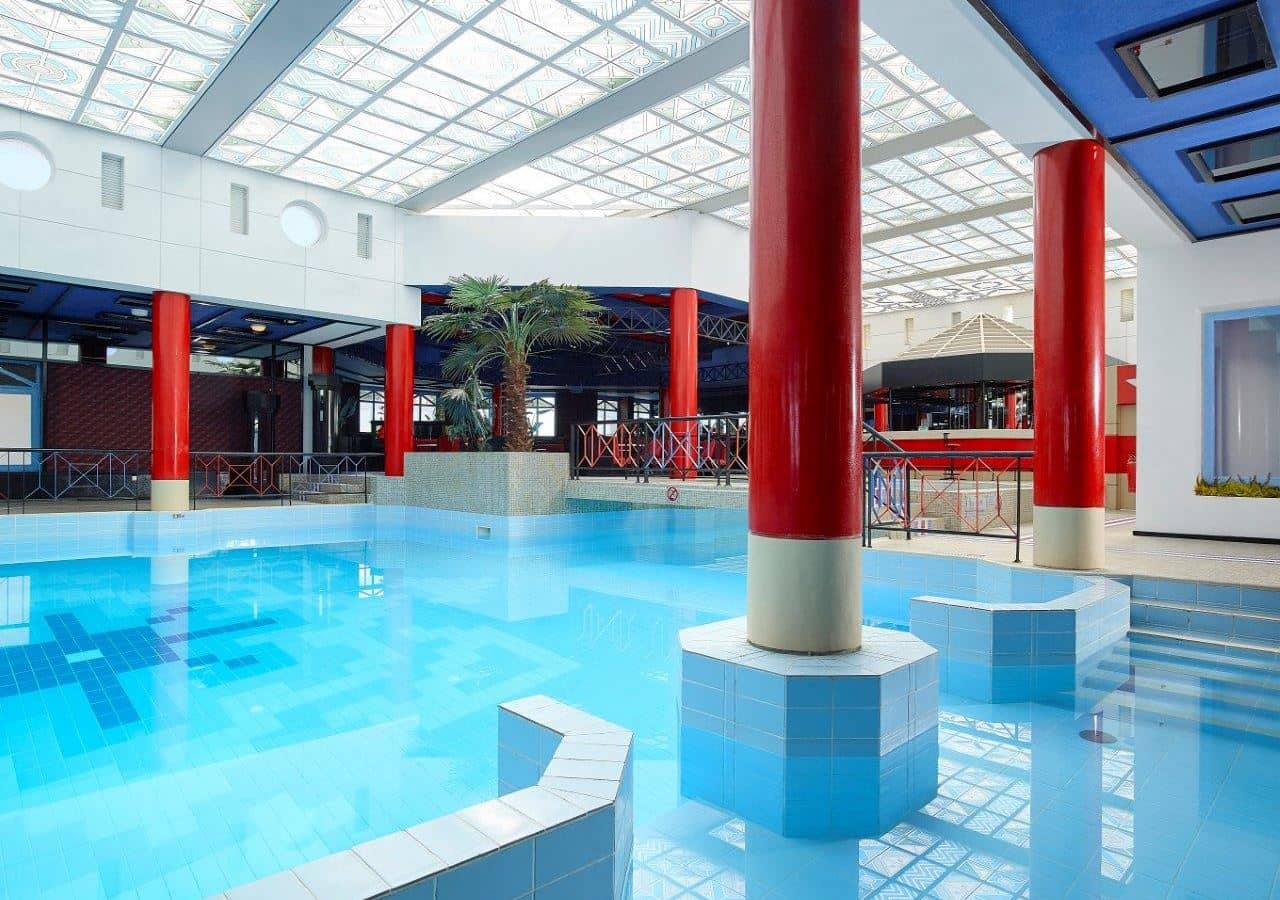 pools-indoor-pool