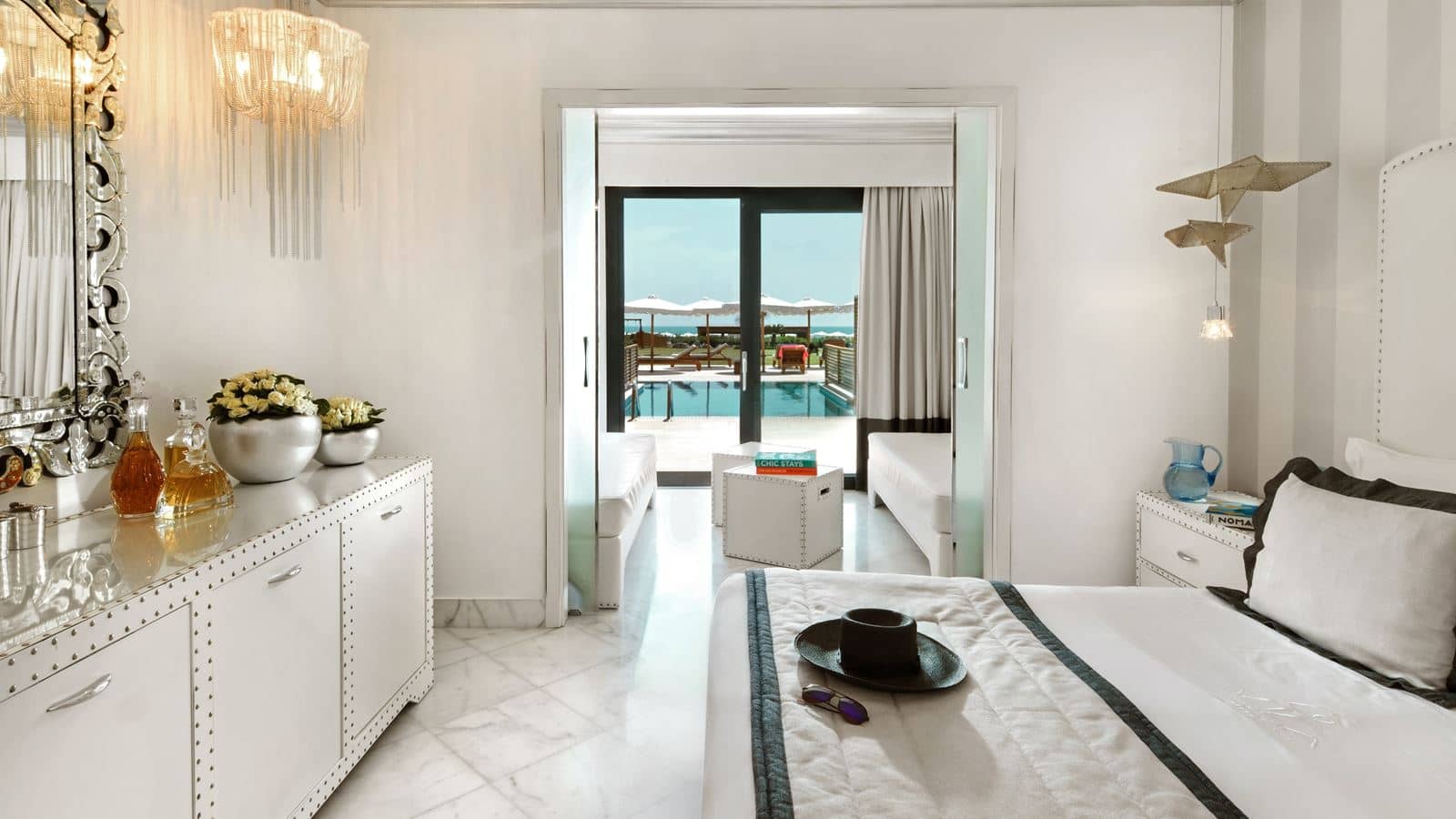 rooms-family-sea-view-private-pool