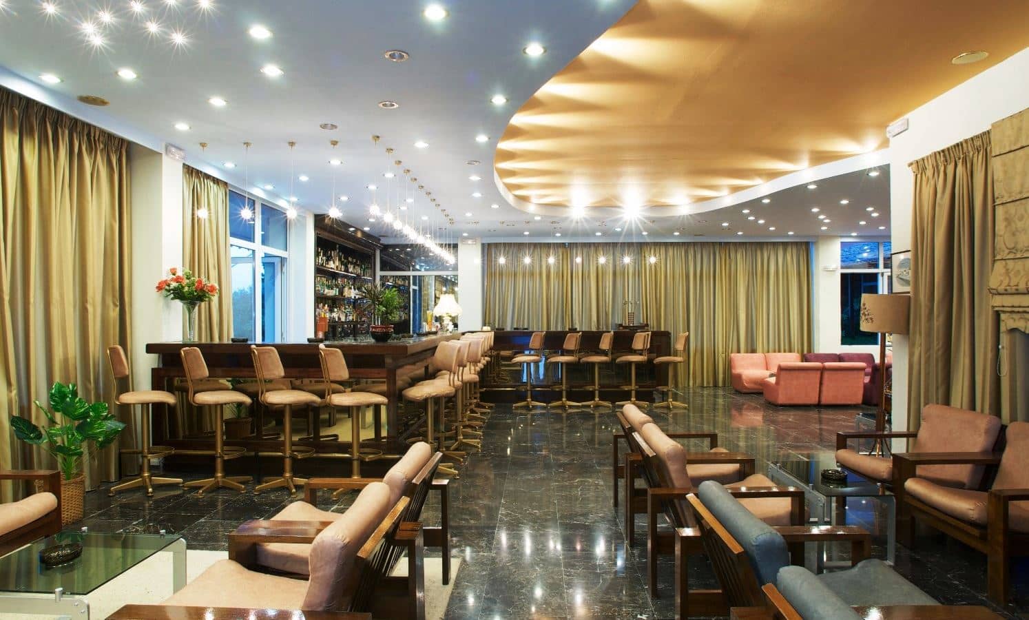 bars-main-bar