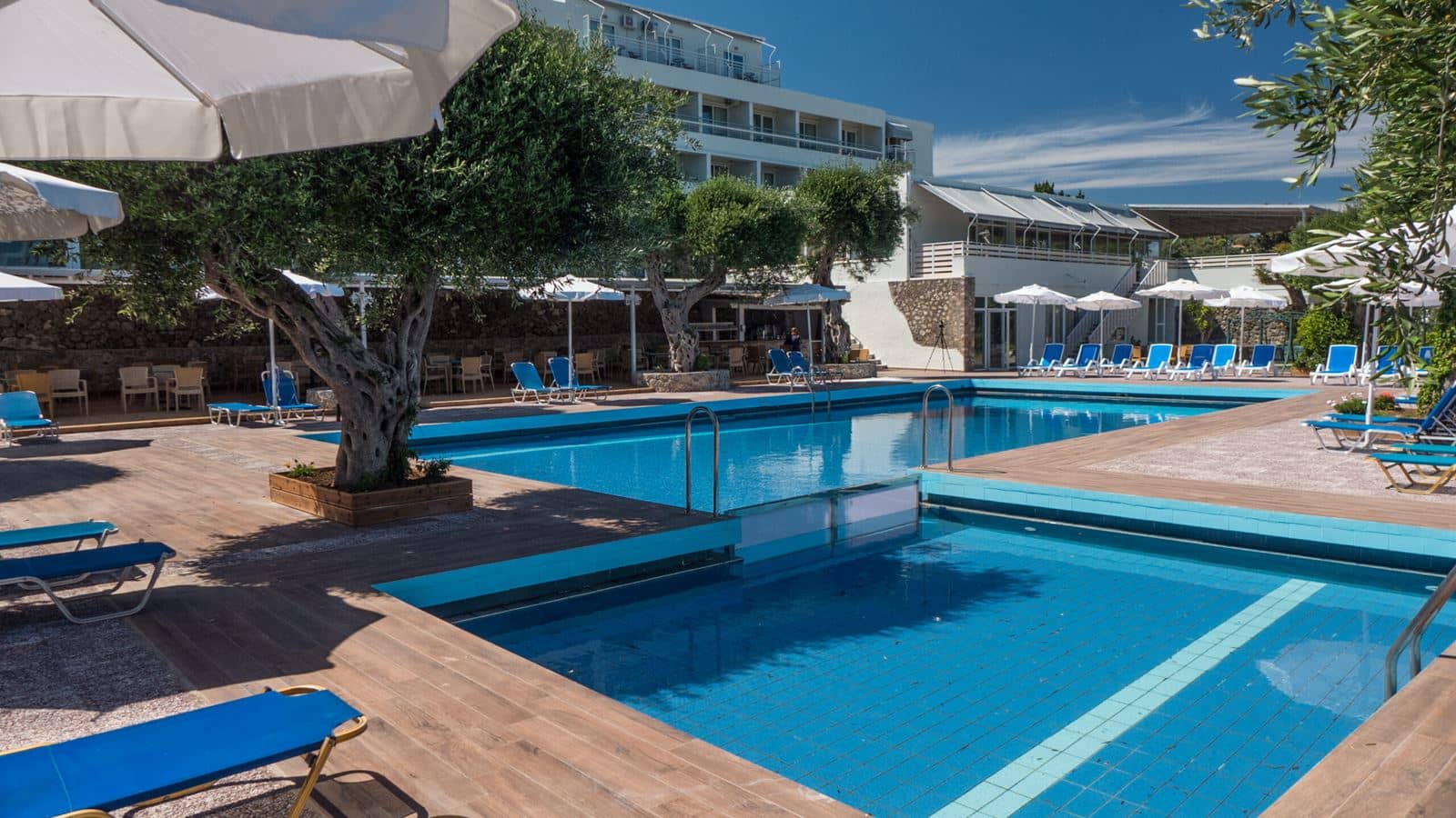 pools-outdoor-childrens-pool