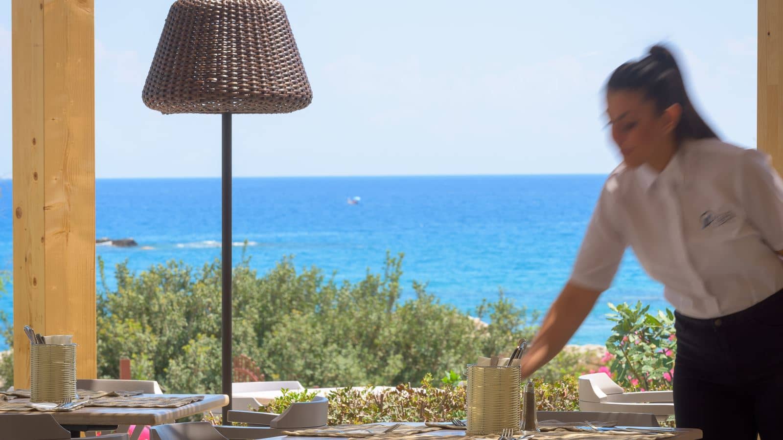 restaurants-thalassa-main-restaurant