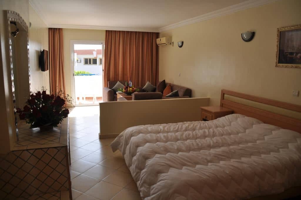rooms-standard-room