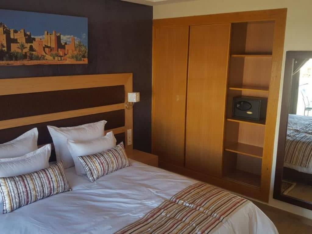 rooms-two-bedroom-superior-apartment