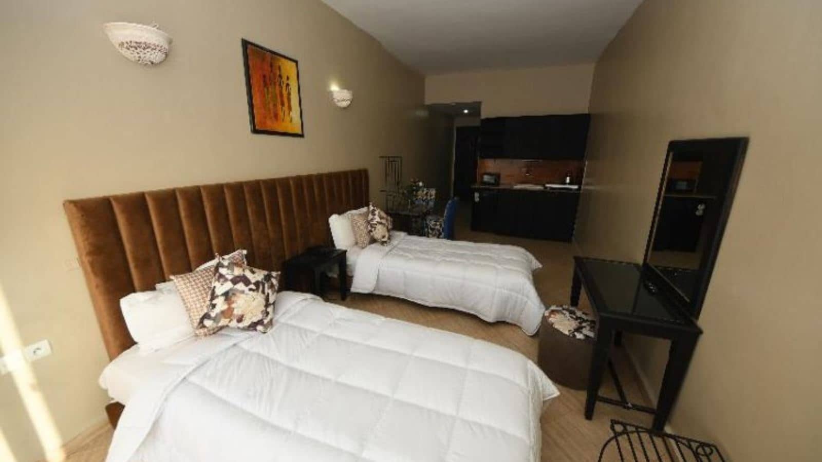 rooms-triple-room