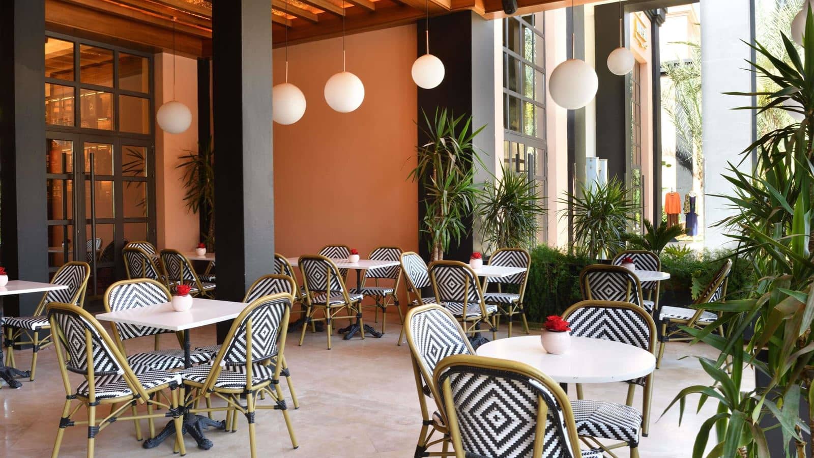 restaurants-restaurants
