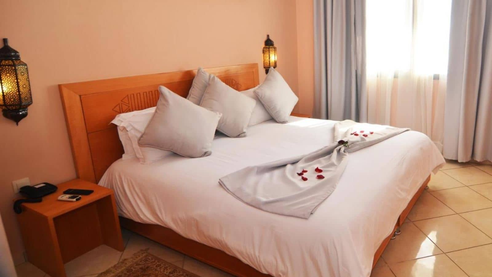 rooms-standard-room