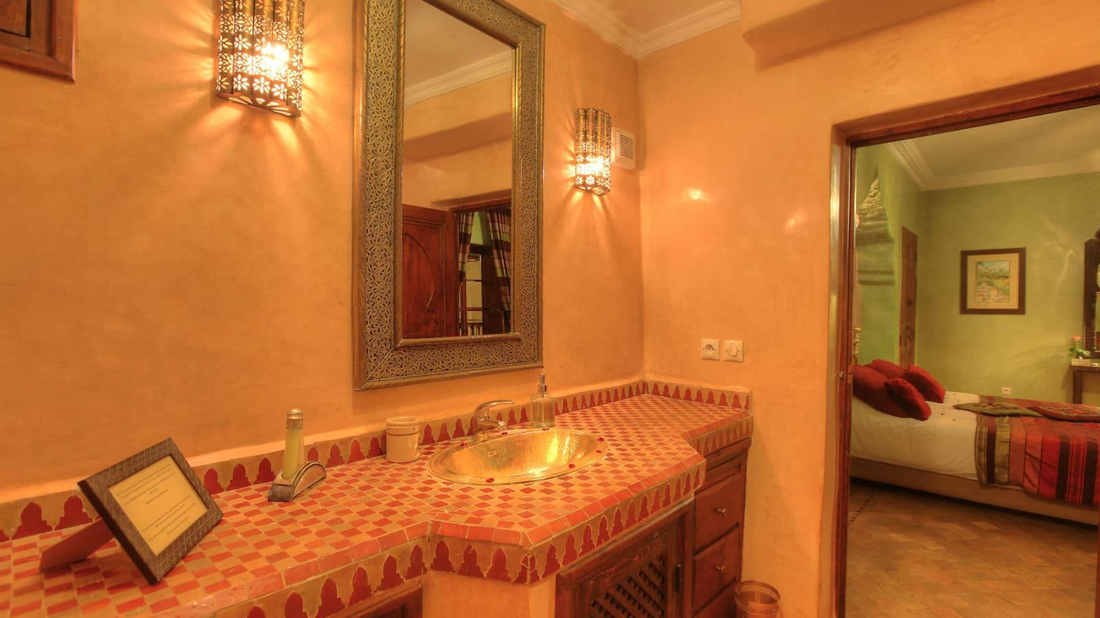 rooms-suite-two-beds