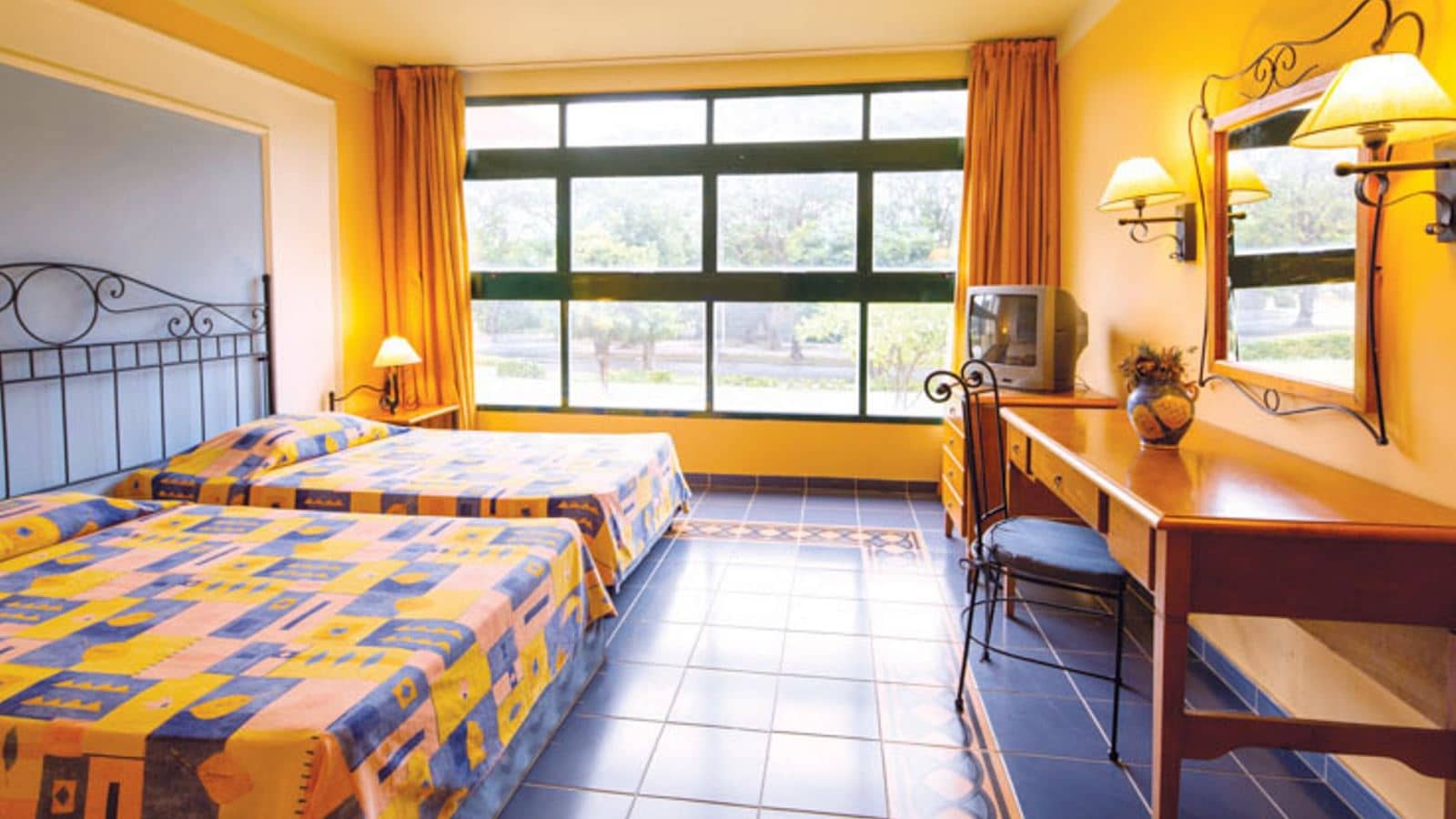 rooms-junior-suite