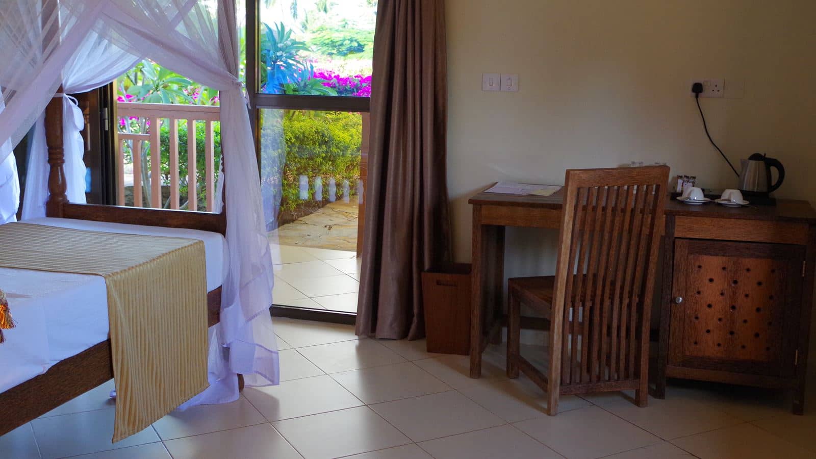 rooms-standard-bungalow