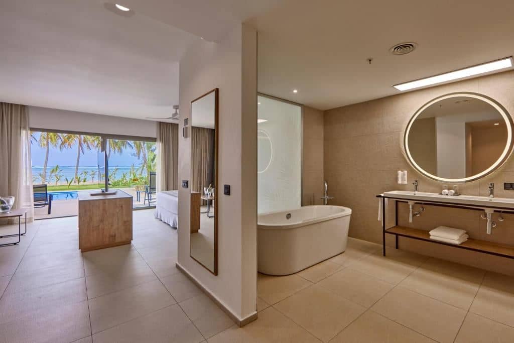 rooms-swim-up-suite-elite