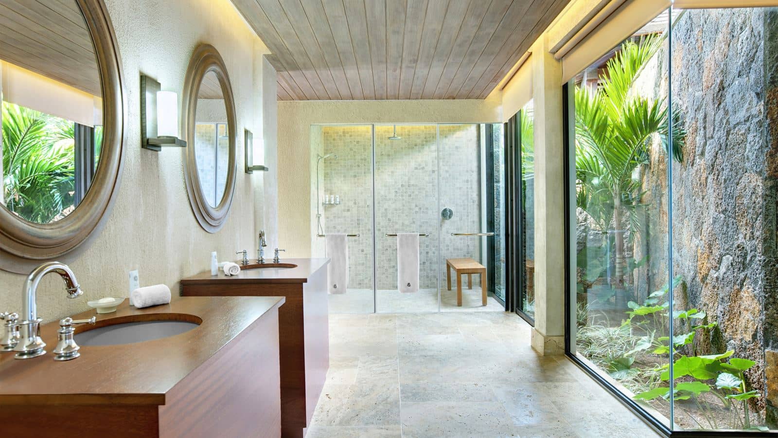 rooms-the-grand-beachfront-villa-4-bedroom