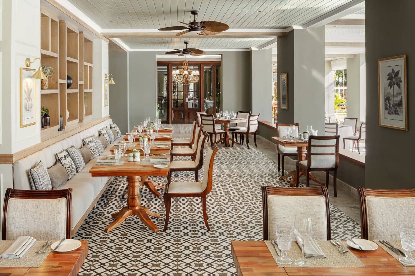 restaurants-le-manoir-dining-room