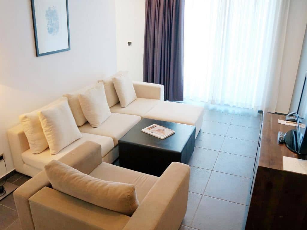 rooms-superior-room