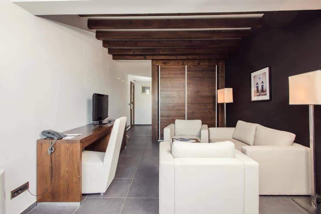 rooms-family-villa