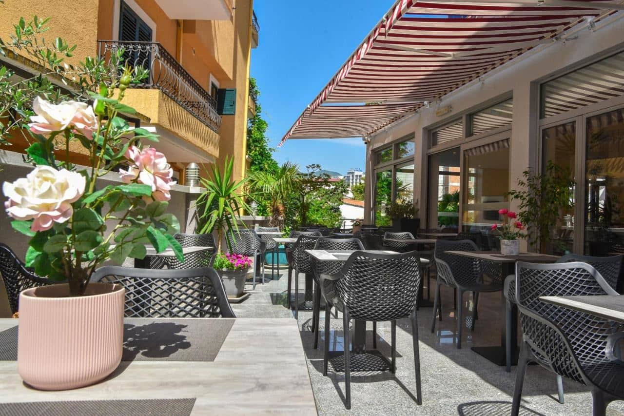 restaurants-main-restaurant