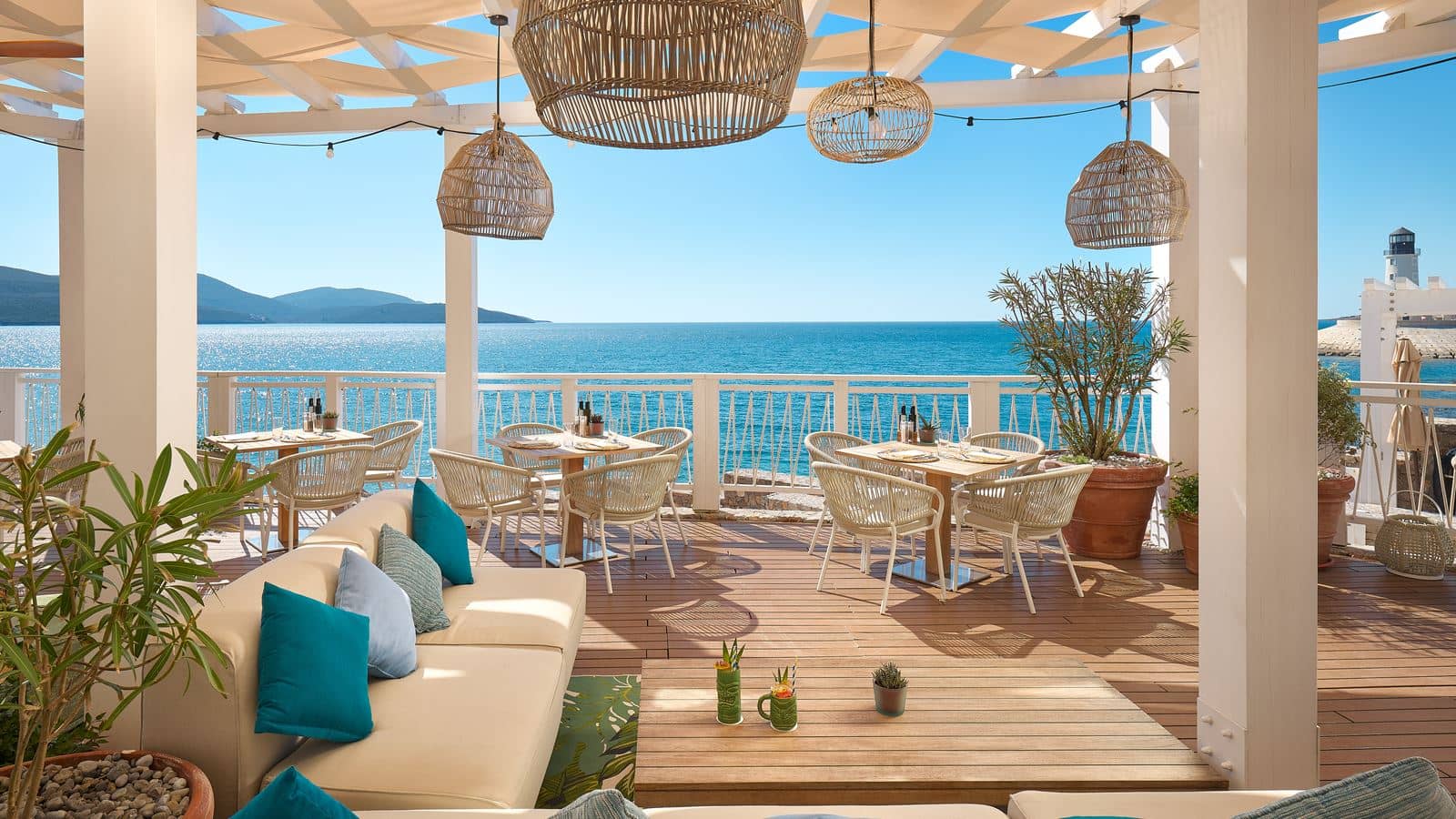 bars-the-rok-beach-bar--lounge