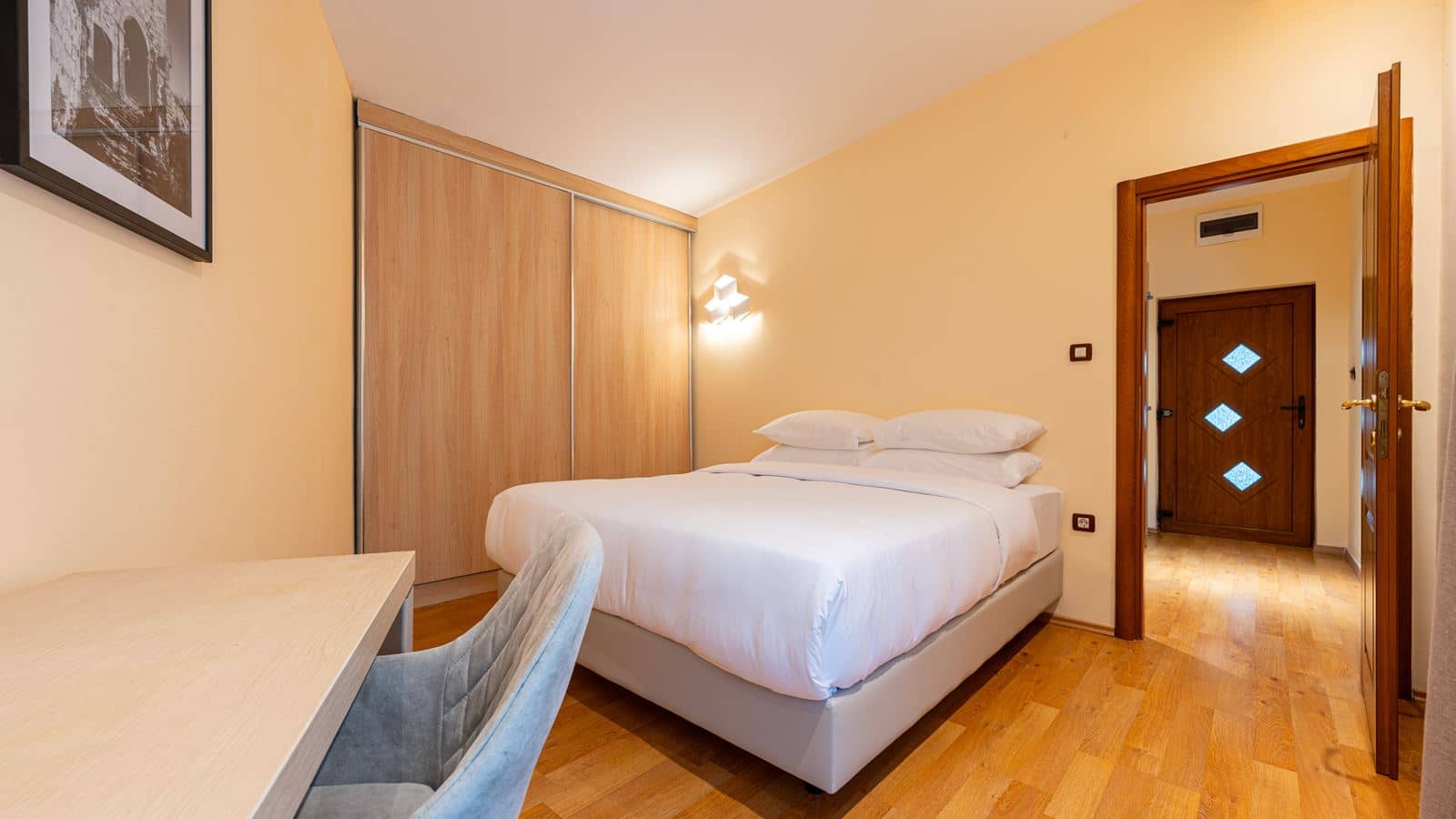 rooms-family-room