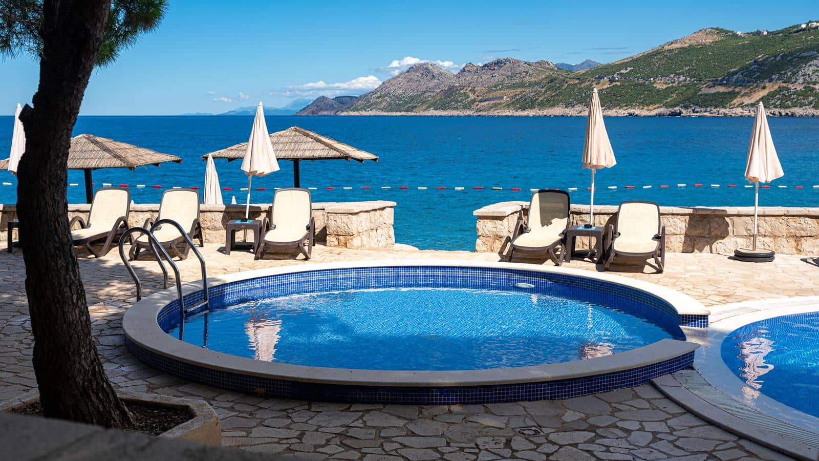 pools-pools