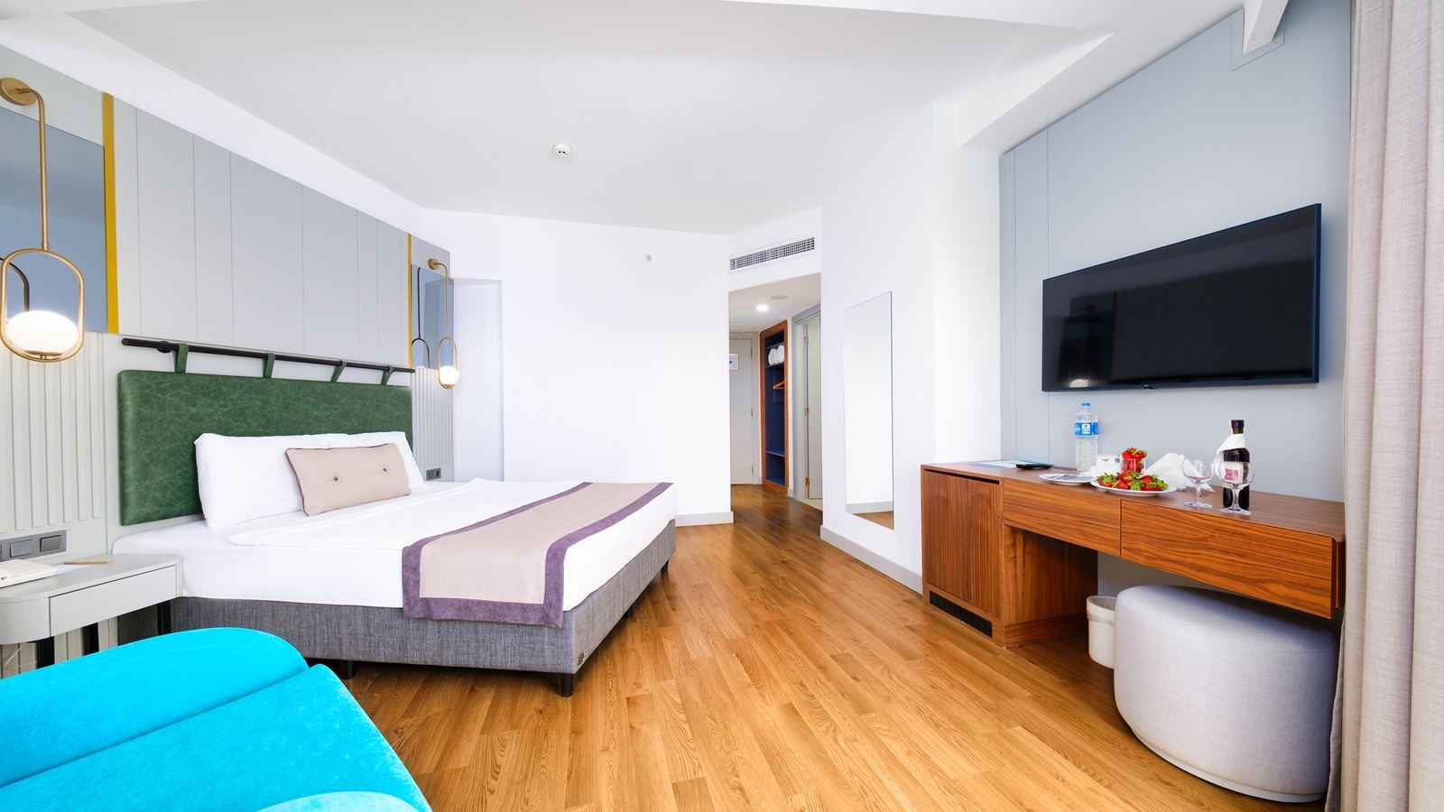rooms-family-room
