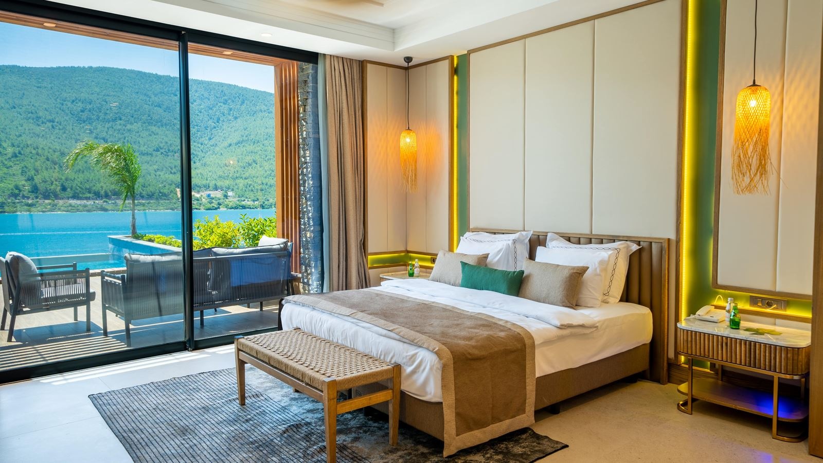 rooms-royal-villa