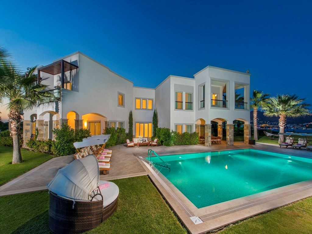 rooms-royal-villa
